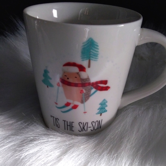 INDIGO "Tis the Ski-Son" Mug - Picture 1 of 15